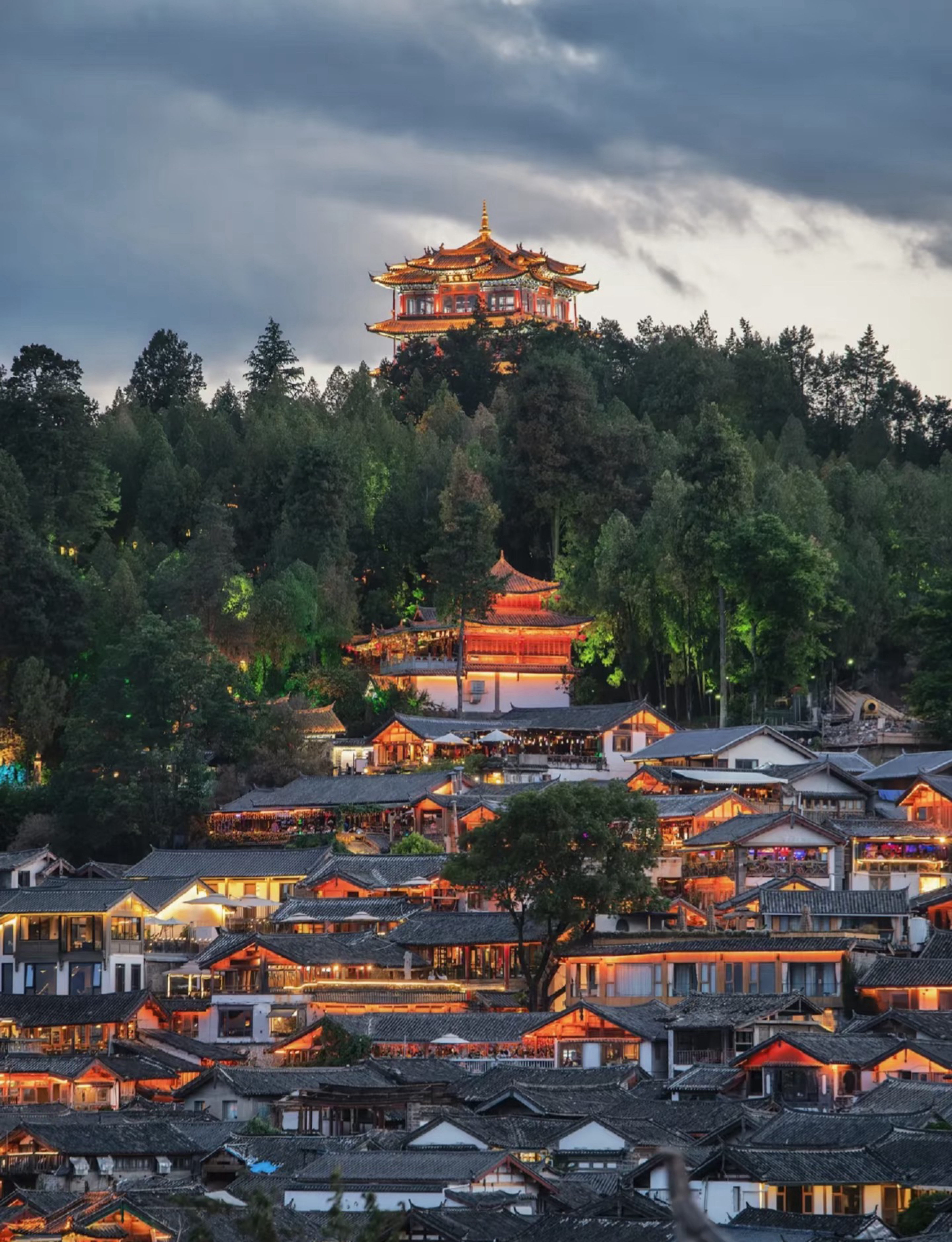 逸云庭居·览山观景古院(丽江古城五一街店)图片1