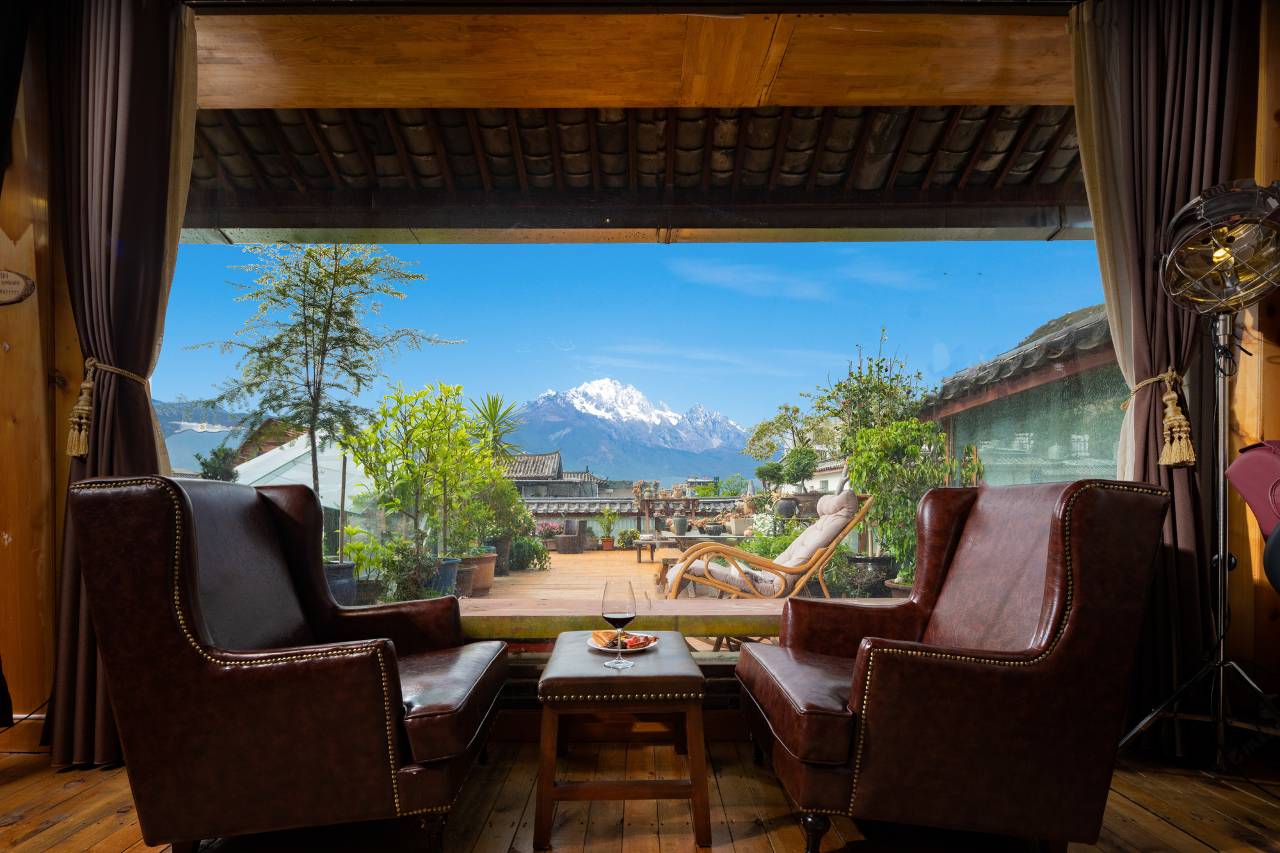 安和桥·AndMe·观日照金山·艺术馆美宿(古城大水车店)图片3