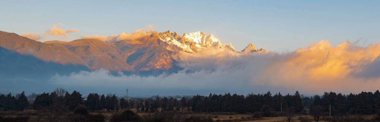 千山暮雪·日照金山｜Tennis Peak野奢庄园(白沙古镇店)图片1