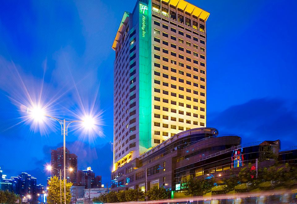 假日 上海 远景图片